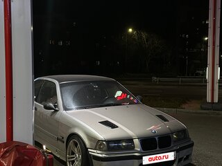 1997 BMW 3 серии Compact 323i III (E36), серебристый, 415000 рублей, вид 4