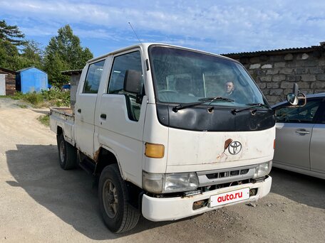 1999 Toyota Dyna, белый, 950000 рублей, вид 1