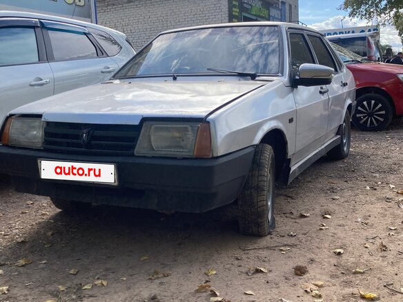2003 Lada (ВАЗ) 21099, серебристый, 40000 рублей