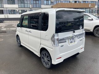 2014 Daihatsu Tanto III, белый, 810000 рублей, вид 4