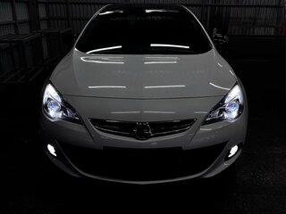 2014 Opel Astra GTC J Рестайлинг, белый, 1300000 рублей, вид 4