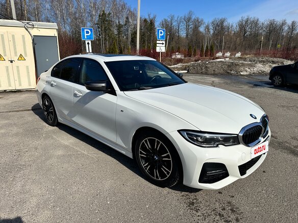 2020 BMW 3 серии 320i VII (G2x), белый, 4000000 рублей - вид 8