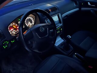 2012 Skoda Octavia II (A5) Рестайлинг, серый, 600000 рублей, вид 3