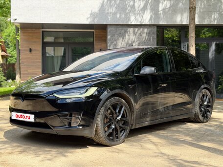 2019 Tesla Model X Long Range Plus I, чёрный, 5300000 рублей, вид 4