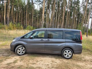 2020 Honda Stepwgn V Рестайлинг, коричневый, 2090000 рублей, вид 3