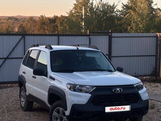 2024 Lada (ВАЗ) Niva Travel I, белый, 1150000 рублей, вид 1