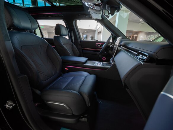 2025 Zeekr 9X 55 kWh (до 3.5 т), чёрный, 12390000 рублей - вид 10