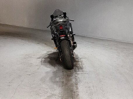 2018 Yamaha YZF-R6, чёрный, 1090000 рублей, вид 5