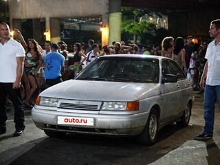 2002 Lada (ВАЗ) 2112, серебристый, 130000 рублей, вид 2