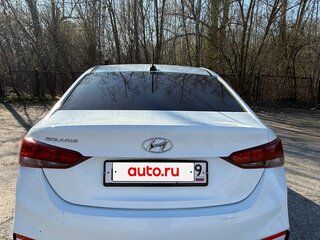 2017 Hyundai Solaris II, белый, 730000 рублей, вид 3