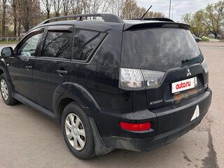 2011 Mitsubishi Outlander II Рестайлинг, чёрный, 920000 рублей, вид 5
