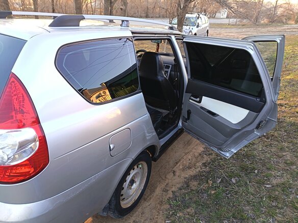 2009 Lada (ВАЗ) Priora I, серебристый, 300000 рублей - вид 13