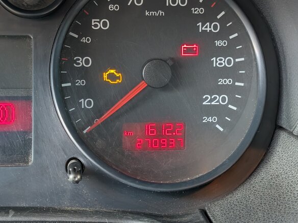 2001 Audi A2, фиолетовый, 490000 рублей - вид 16