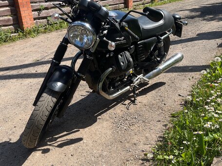 2016 Moto Guzzi V 7, чёрный, 570000 рублей, вид 3