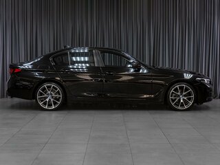 2021 BMW 5 серии 520d xDrive VII (G30/G31/G38) Рестайлинг, чёрный, 4249000 рублей, вид 5