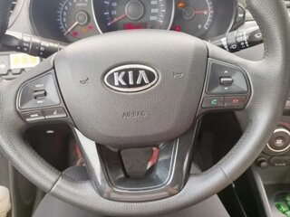 2011 Kia Rio 4-speed III, чёрный, 780000 рублей, вид 4