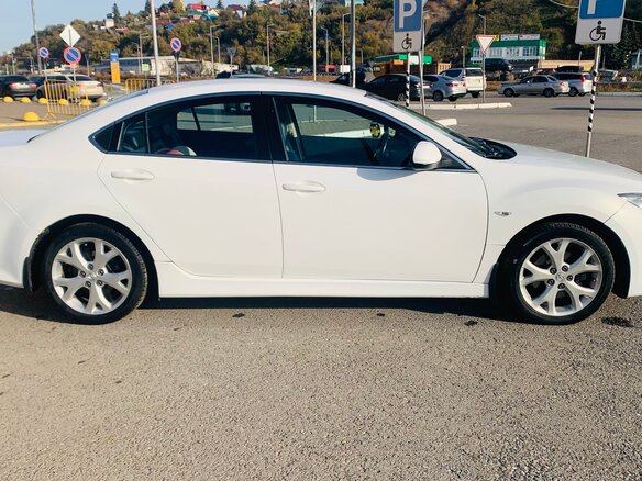 2011 Mazda 6 II (GH) Рестайлинг, белый, 827000 рублей - вид 5