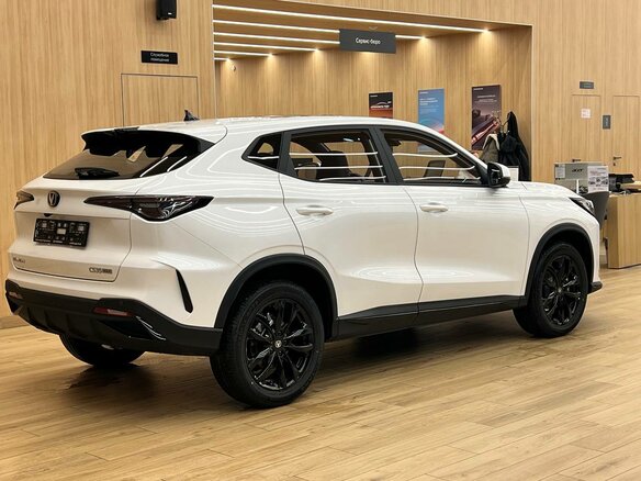 2026 Changan CS35 Max, белый, 2839900 рублей - вид 3