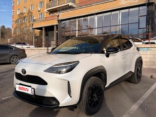 2021 Toyota Yaris Cross I, белый, 2100000 рублей, вид 3