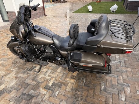 2021 Harley-Davidson CVO Limited, коричневый, 4000000 рублей, вид 3