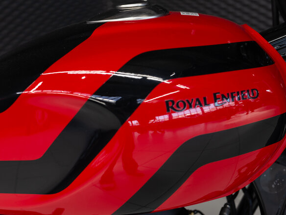 2026 Royal Enfield Hunter, красный, 439000 рублей - вид 10