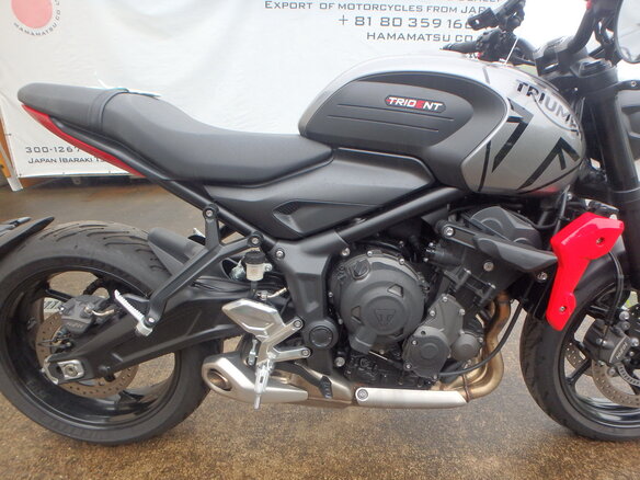 2024 Triumph Trident 660, серый, 900000 рублей - вид 14