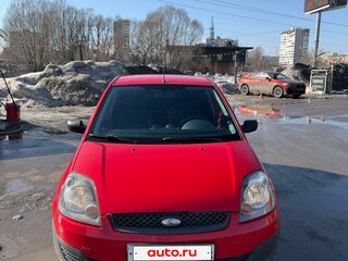 2007 Ford Fiesta Mk5, красный, 424000 рублей, вид 1