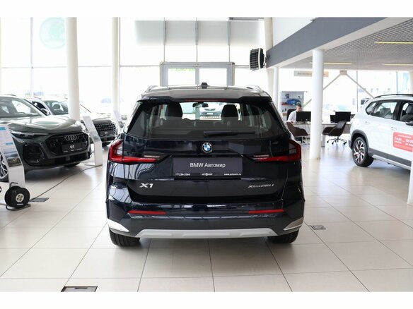 2025 BMW X1 Long 25Li xDrive III (U11/U12), чёрный, 6040000 рублей - вид 5