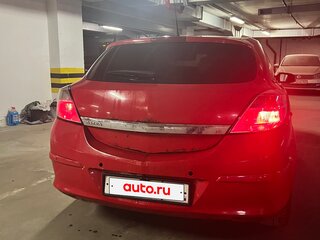 2005 Opel Astra GTC H, красный, 245000 рублей, вид 5