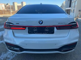 2022 BMW 7 серии Long 730Ld xDrive VI (G11/G12) Рестайлинг, белый, 9750000 рублей, вид 5