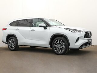 2025 Toyota Highlander IV (XU70), белый, 5580000 рублей, вид 3