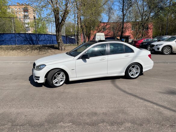 2012 Mercedes-Benz C-Класс 180 BlueEFFICIENCY III (W204) Рестайлинг, белый, 1750000 рублей - вид 5
