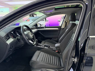 2021 Volkswagen Magotan B8 Рестайлинг, чёрный, 1780000 рублей, вид 4