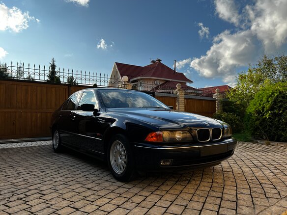 1999 BMW 5 серии 523i IV (E39), синий, 2500000 рублей
