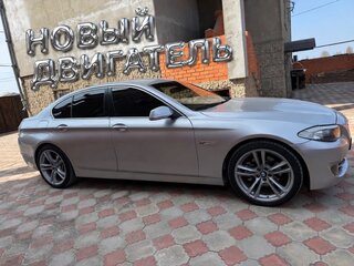 2010 BMW 5 серии 523i VI (F10/F11/F07), серебристый, 1600000 рублей, вид 1