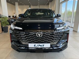 2025 Changan UNI-S I, чёрный, 3179900 рублей, вид 2
