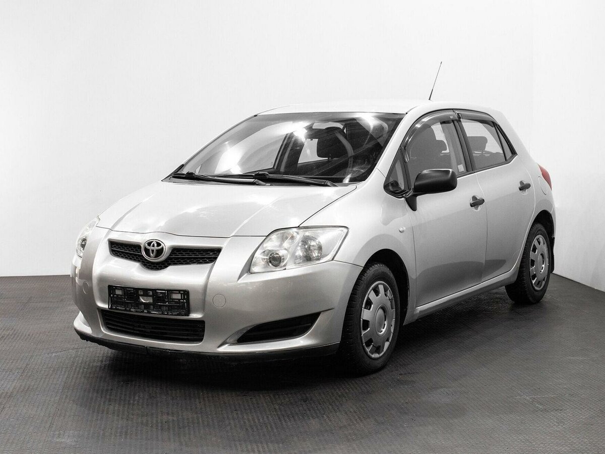 Открыть фотографии: Toyota Auris I