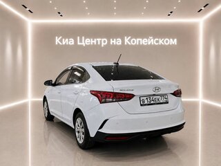 2021 Hyundai Solaris II Рестайлинг, белый, 1399000 рублей, вид 3