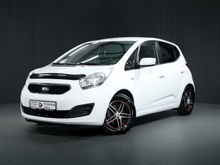 2013 Kia Venga 5-speed I, белый, 699900 рублей, вид 3