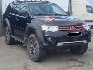 2013 Mitsubishi Pajero Sport II Рестайлинг, чёрный, 1700000 рублей, вид 1