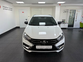 2024 Lada (ВАЗ) Vesta SW I Рестайлинг (NG), белый, 1288000 рублей, вид 2