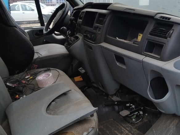 2007 Ford Transit, жёлтый, 250000 рублей - вид 3
