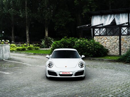 2016 Porsche 911 Carrera 4S VII (991) Рестайлинг, белый, 8249000 рублей, вид 4