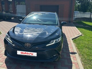 2019 Toyota Camry VIII (XV70), чёрный, 2350000 рублей, вид 2