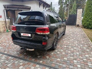 2018 Toyota Land Cruiser 200 Series Рестайлинг 2, чёрный, 7500000 рублей, вид 5