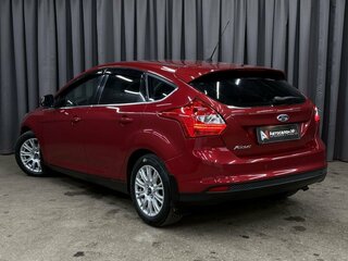 2012 Ford Focus III, красный, 689999 рублей, вид 5