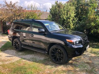 2014 Toyota Land Cruiser 200 Series Рестайлинг 1, чёрный, 4750000 рублей, вид 4