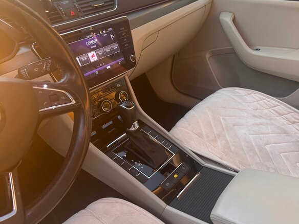 2017 Skoda Superb III, синий, 2300000 рублей - вид 6