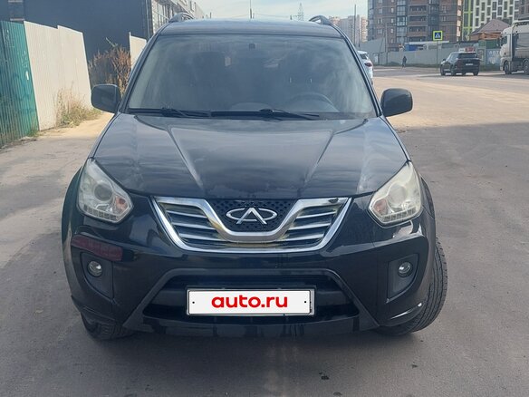 2015 Chery Tiggo (T11) I Рестайлинг (FL), чёрный, 530000 рублей - вид 1