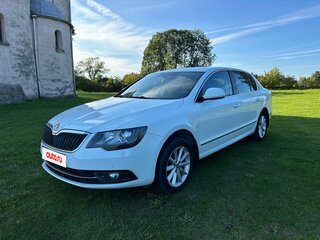 2014 Skoda Superb DSG II Рестайлинг, белый, 990000 рублей, вид 1